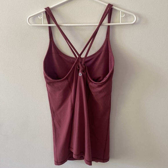 Lululemon - Picture 2 of 2